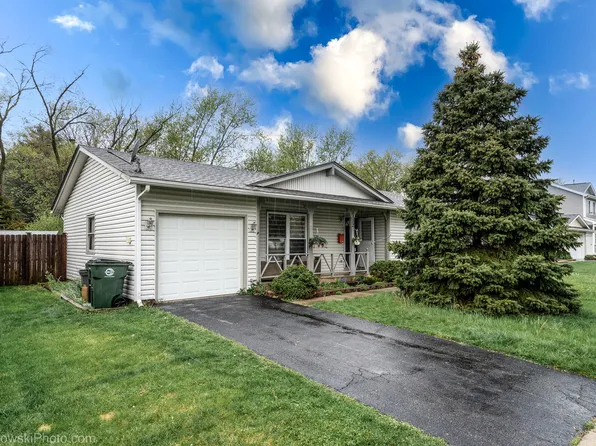 1122 W Glenn Trl, Elk Grove Village, IL 60007