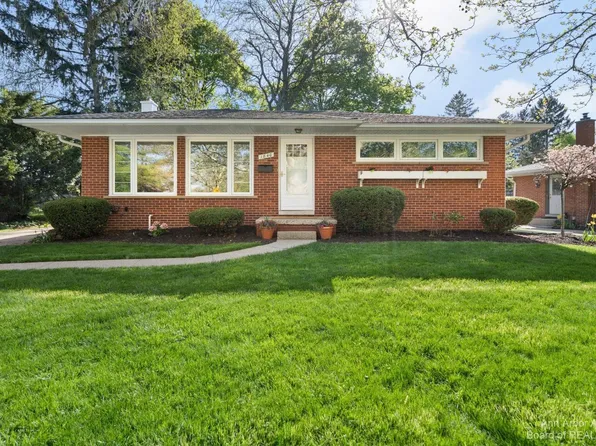 1840 Covington Dr, Ann Arbor, MI 48103