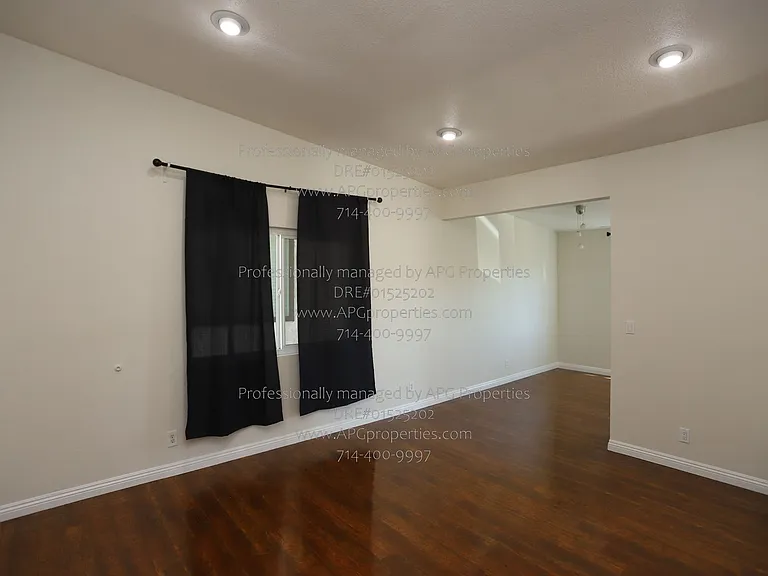636 E Birch St #E — Photo 22