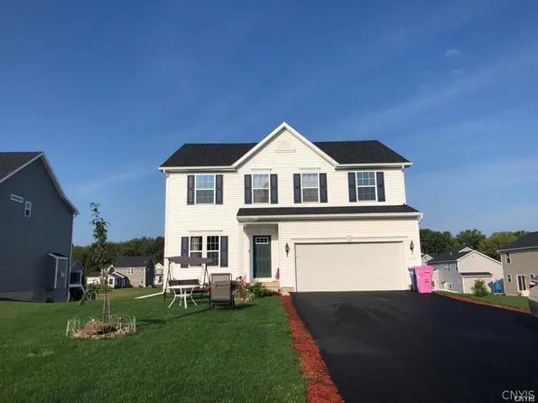111 Milan Way, Baldwinsville, NY 13027