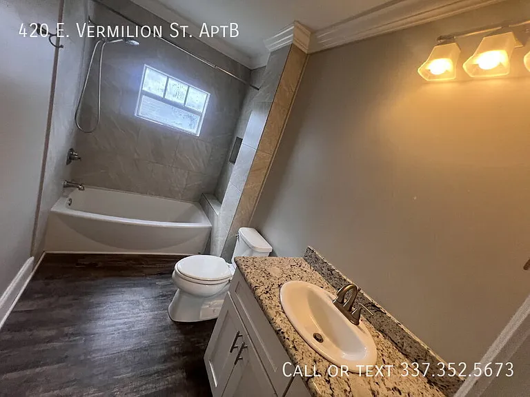 420 E Vermilion St — Photo 11