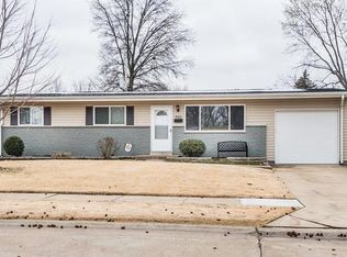 660 Redwing Dr, Florissant, MO