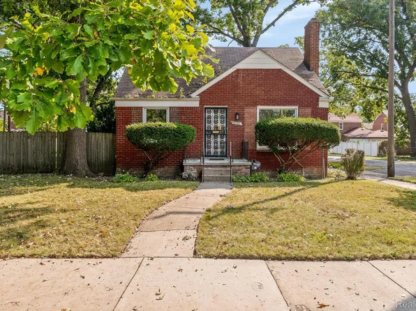 19300 Sussex St, Detroit, MI 48235