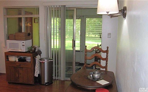 5th image of 30 Hearthside Dr