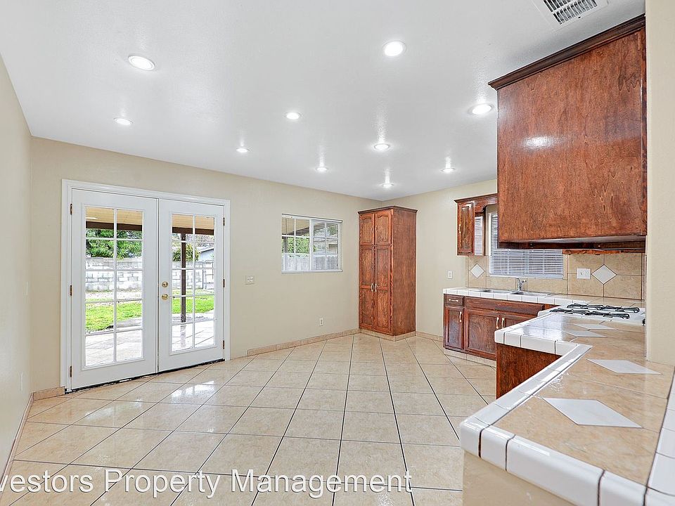 1st image of 1358 N Corona Ave