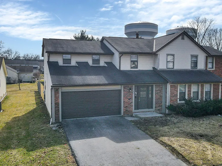 1747 Hightower Dr — Photo 38