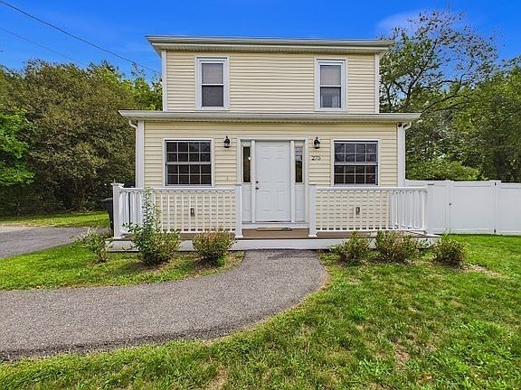 2nd image of 275 Holmes St