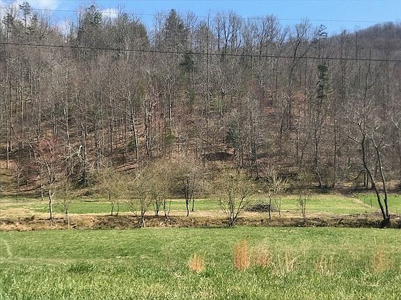 5th image of Skeenah Gap Rd