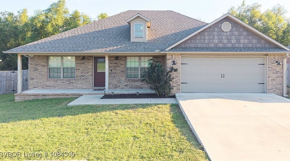 1st image of 203 Arcadia Dr