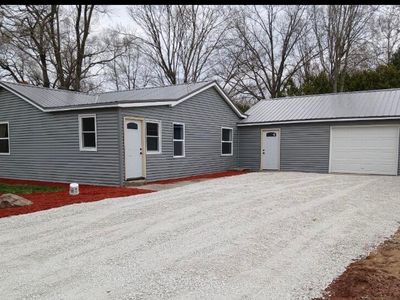 15962 River St, White Pigeon, MI, 49099