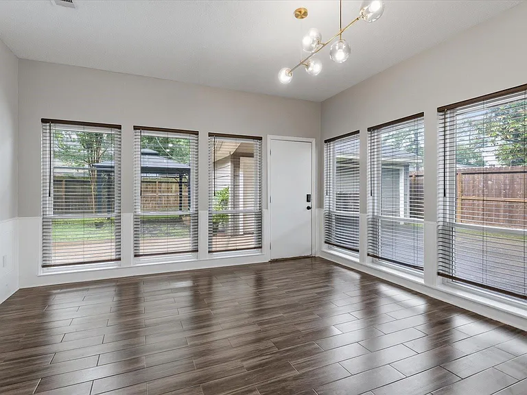 12015 Fawnview Dr — Photo 6