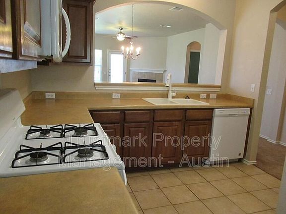 5th image of 10936 Furrow Hill Dr