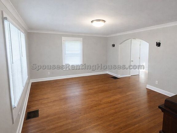 2nd image of 377 S Emerson Ave