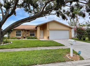 8117 Perth Dr, Largo, FL 33773