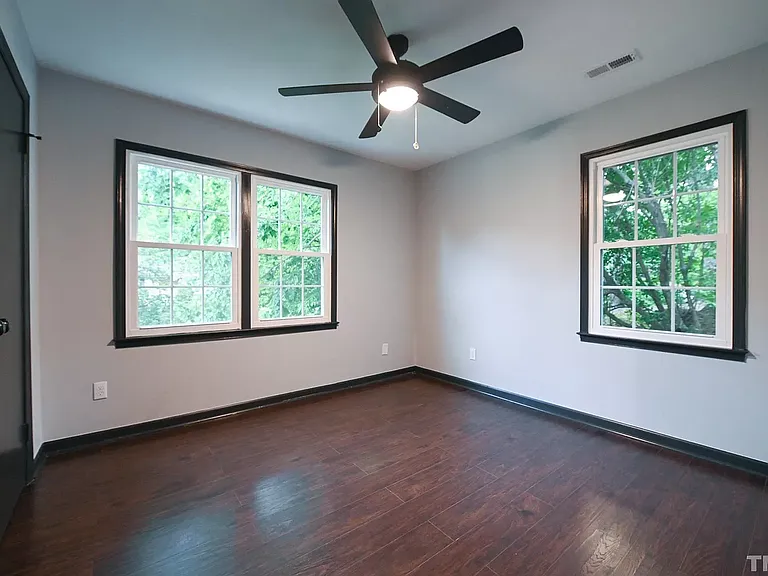 2 bedrooms have separate HVAC systems for even more savings on the electricity.
