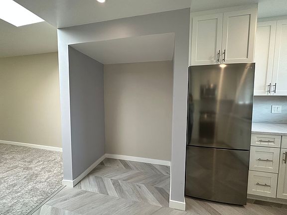 4th image of 1340 Scott St APT C