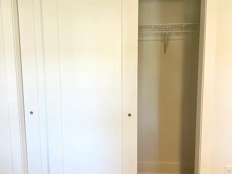 57 Monroe Ave #4 — Photo 16