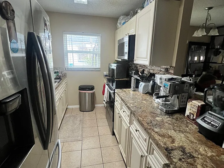 1302 Mill Creek Pl — Photo 6