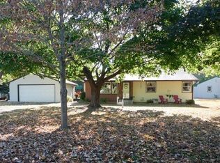 3832 Cranbrook Dr, White Bear Lake, MN 55110