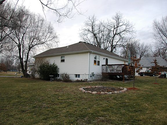 Side / Rear yard