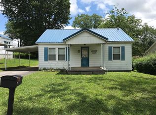 510 Hayes Ave, Lawrenceburg, TN 38464
