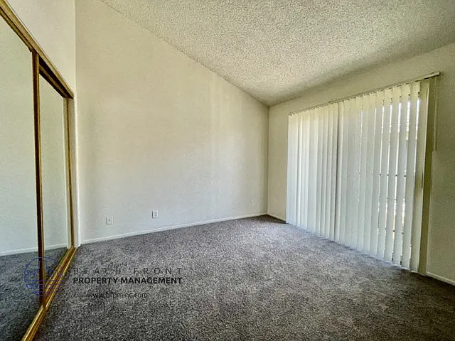 4609 W 159th St — Photo 5