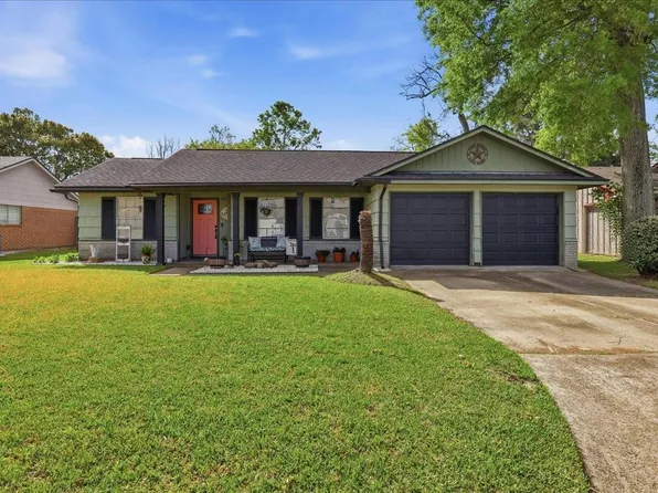 1833 W Decker Ave, Orange, TX 77632