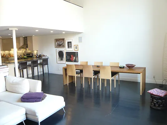 Rented by Sotheby's International Realty | media 22