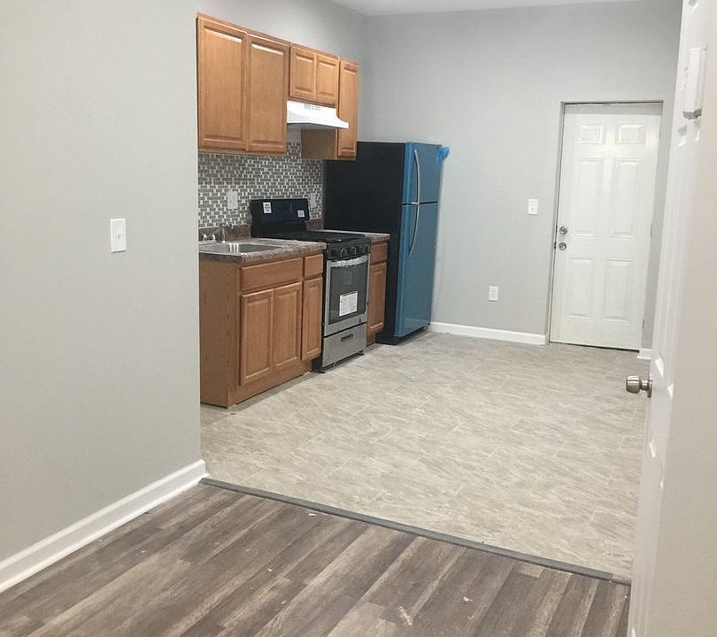 1st image of 6025 N 21st St