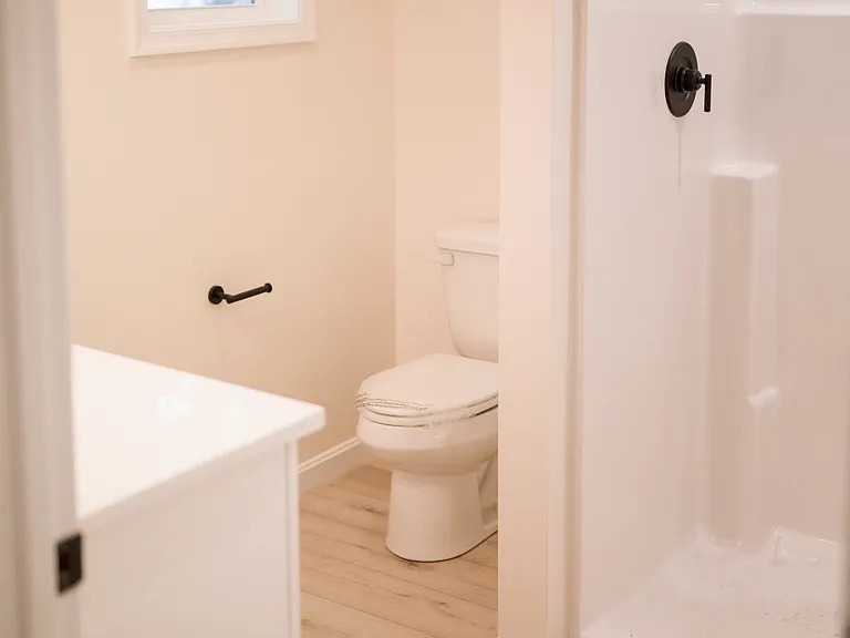520 N Porter St — Photo 8