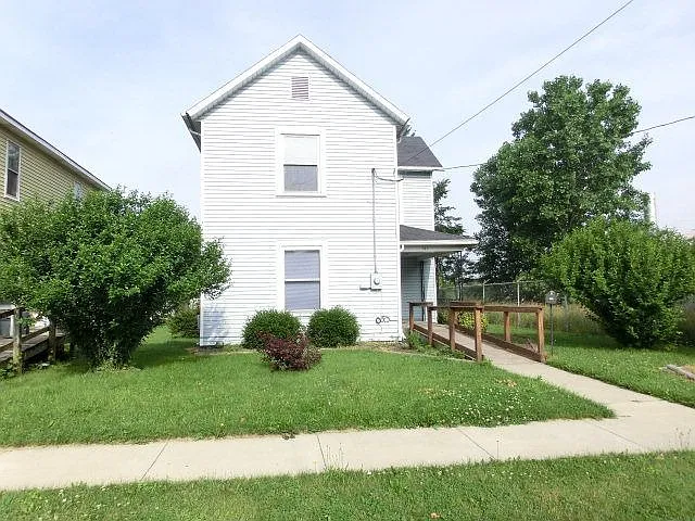 131 Waterloo St photo 1