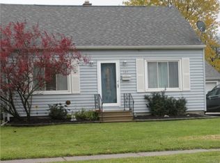 127 Ledyard Ave, Depew, NY 14043