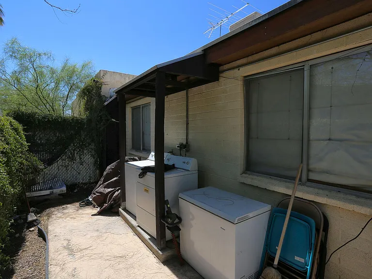 1521 E Mabel St #A — Photo 8