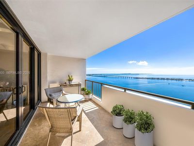1581 Brickell Ave APT 2104, Miami, FL, 33129