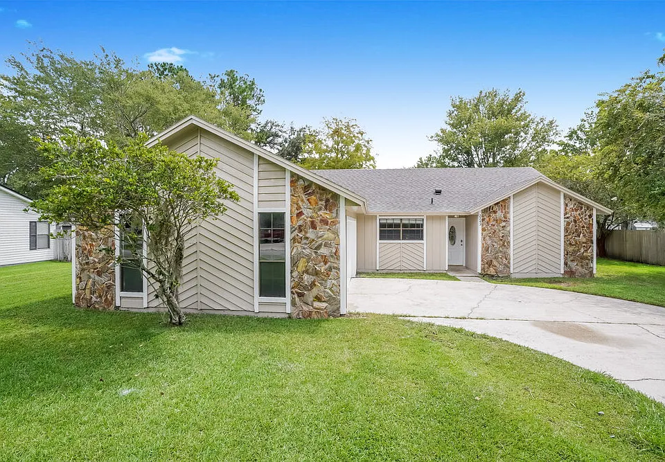 2243 Felucca Dr