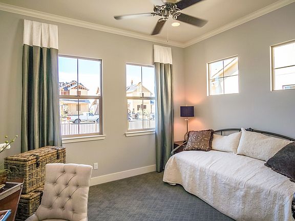 Bedroom 1 Den Option