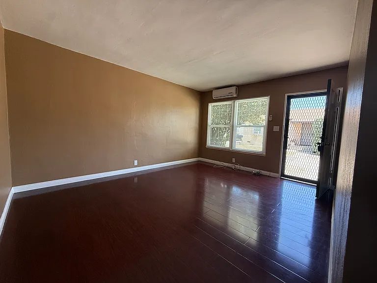 1818 S San Gabriel Blvd #D — Photo 2