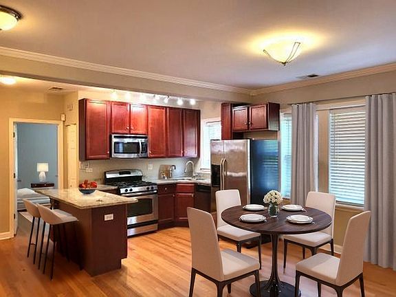 2nd image of 1409 W North Shore Ave APT 3