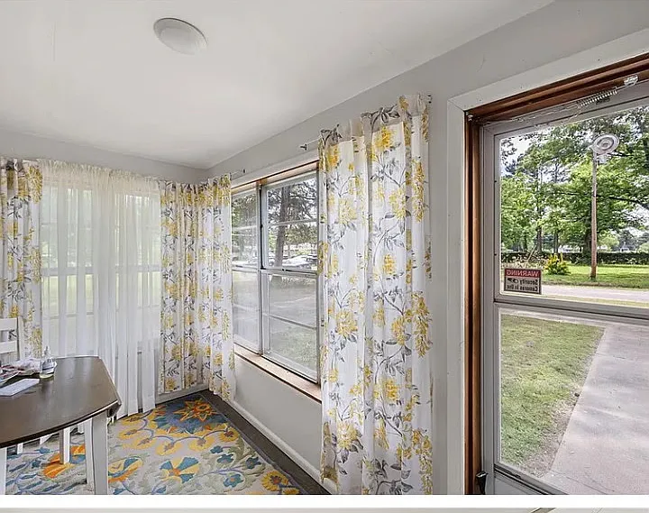 2 bed, 1641 sqft, $1,500 — Photo 2