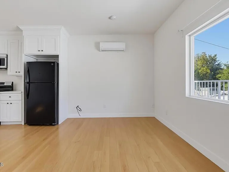 416 Sinclair Ave #A — Photo 6