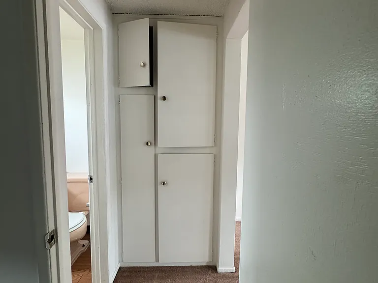 224 S 6th St #C — Photo 10