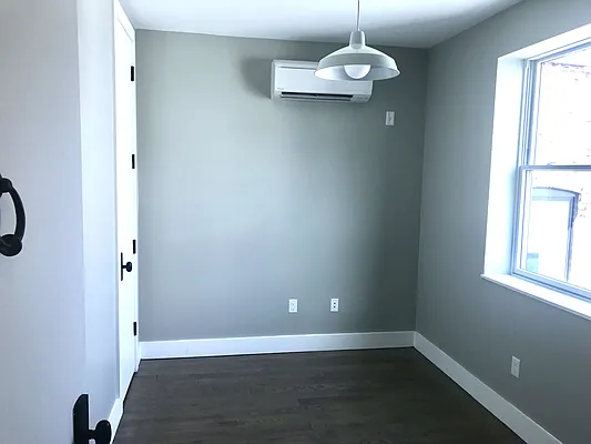 Rented by Lucky Apt Inc | media 130