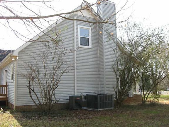 5th image of 1635 Windy Meadow Dr