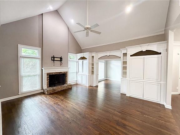 4th image of 931 Sundew Dr