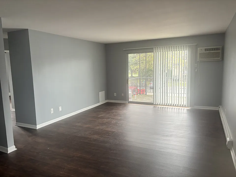 1102 Jefferson Ave
