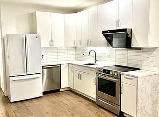 5217 4th Ave APT 2L, Brooklyn, NY 11220