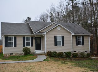 818 N Greensboro St, Liberty, NC 27298