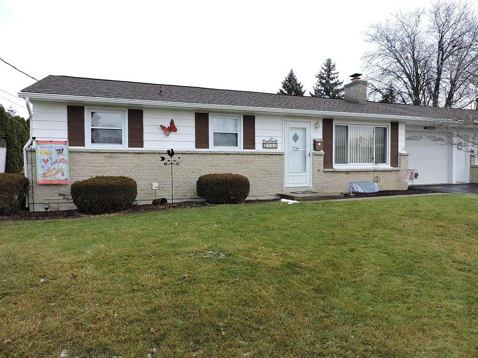 1st image of 746 Sally Ann St