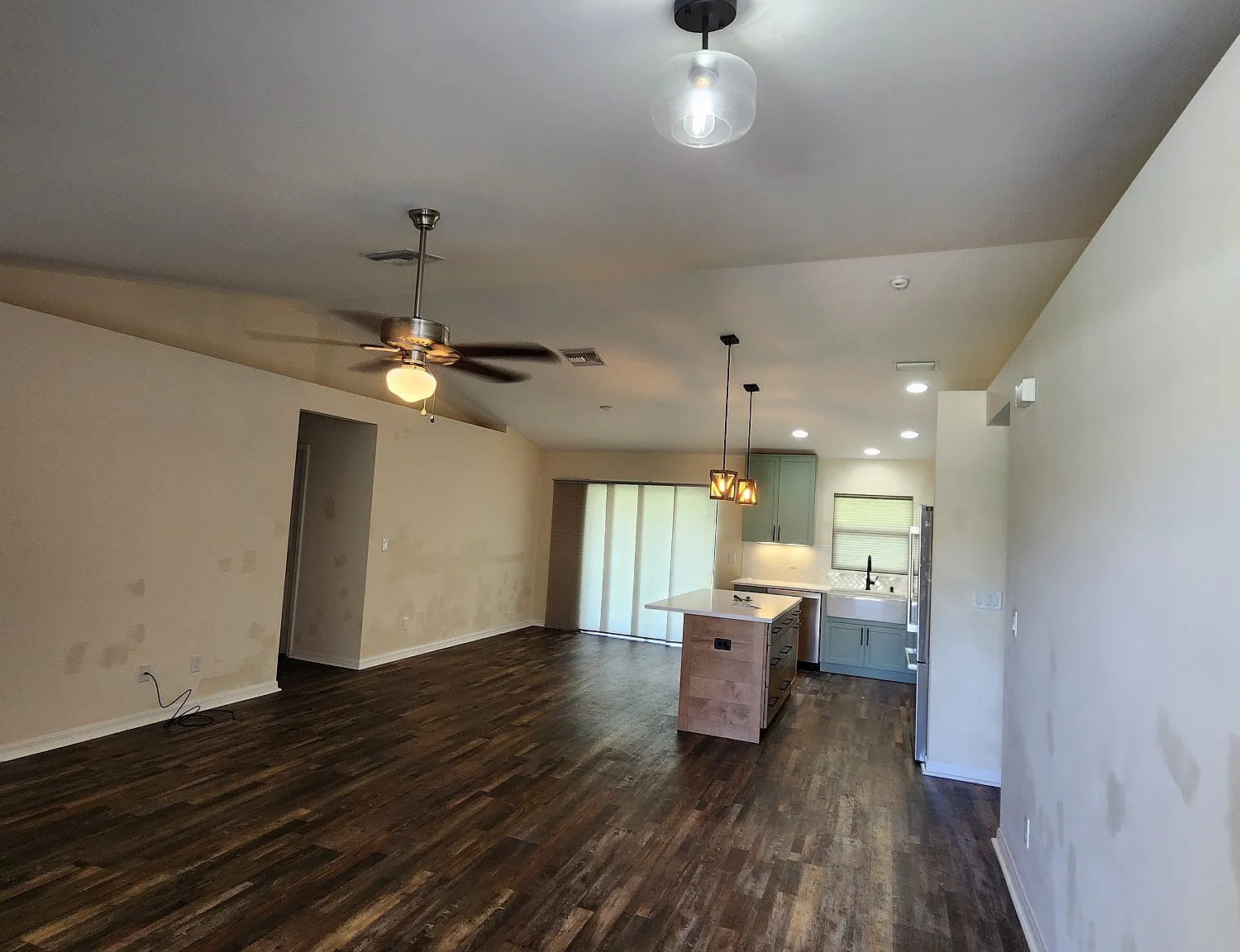 620 Southeast 12th Avenue - 1 — Photo 3