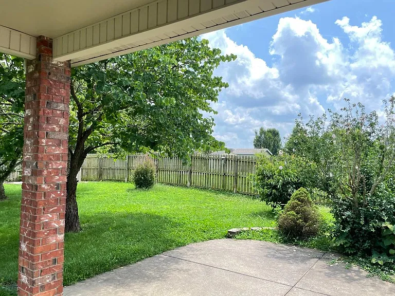316 Melaleuca Dr — Photo 3
